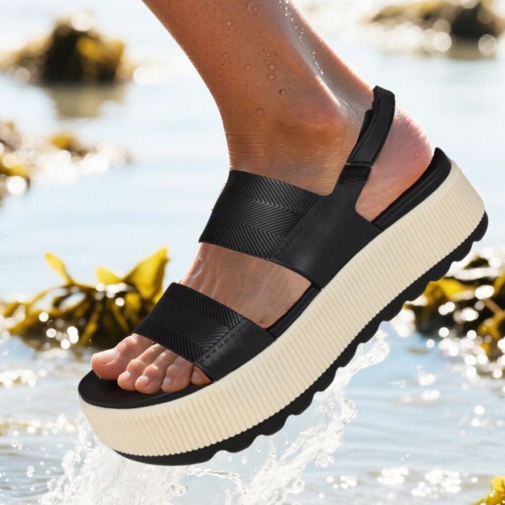 Black And White Vacation Women's Platform Sandals - Picture 2 of 9